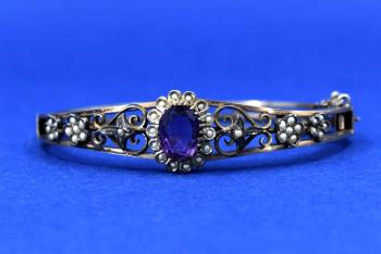 Stříbrný náramek s ametystem Stříbrný náramek s ametystem